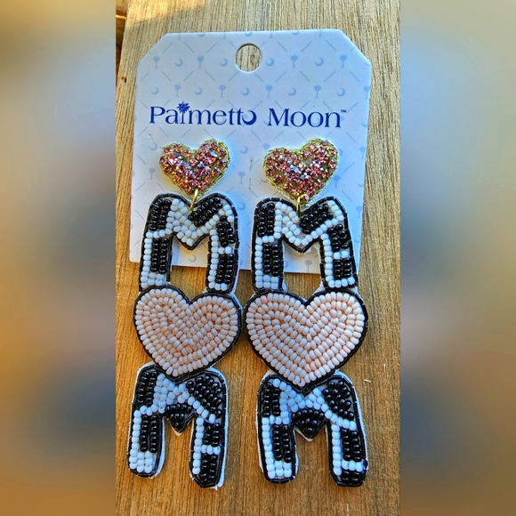 NEW Palmetto Moon Cowprint MOM Beaded Earrings with Hearts and Gems. Felt back - Picture 2 of 5